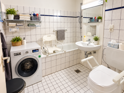 Nahariyastr_43_Badezimmer